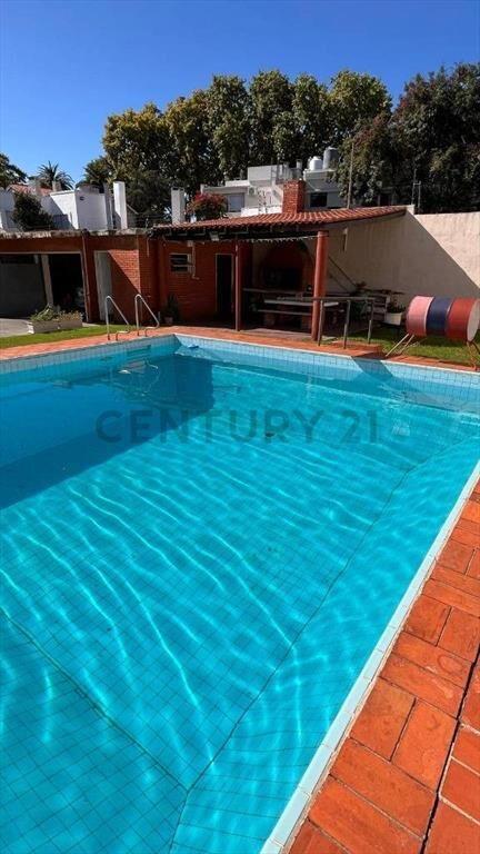 Exclusiva casa en el Prado 5 DORM-PISCINA-BARBACOA-4 BAÑO...