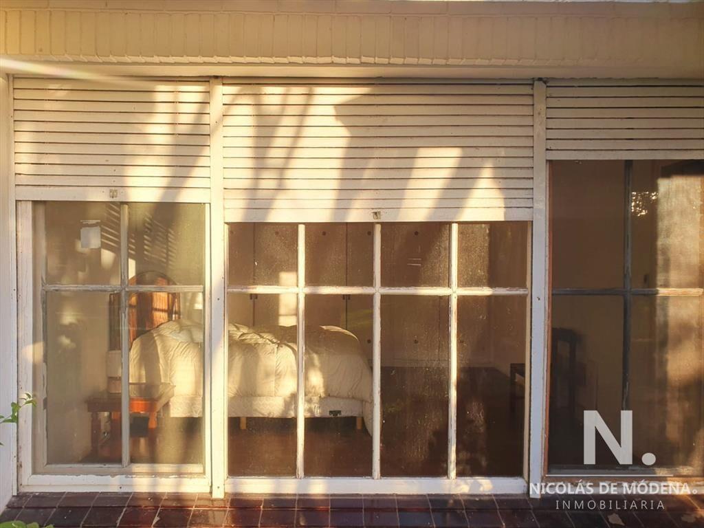 Venta de casa de 4 dormitorios en barrio Cantegril, Punta d