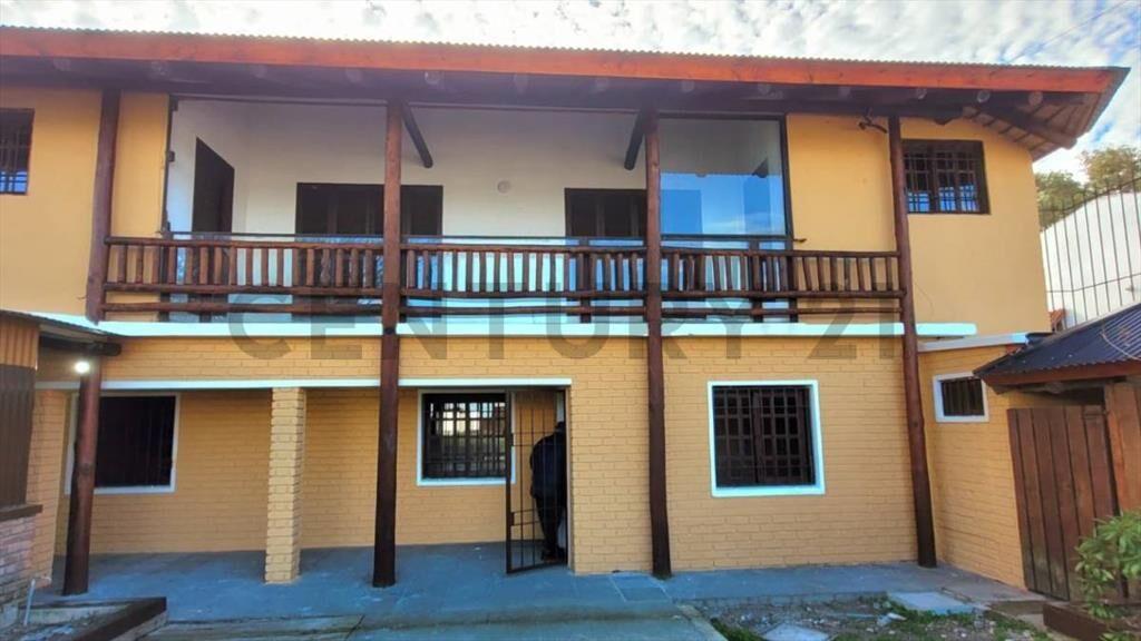 VENTA CASA FRENTE AL MAR 3 DORMITORIOS 4 BAÑOS PISCINA CO...