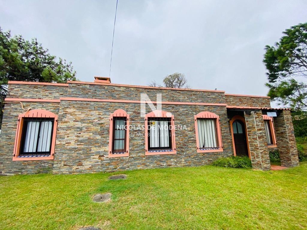 Casa en Venta a una Cuadra del Mar Tres dormitorios
