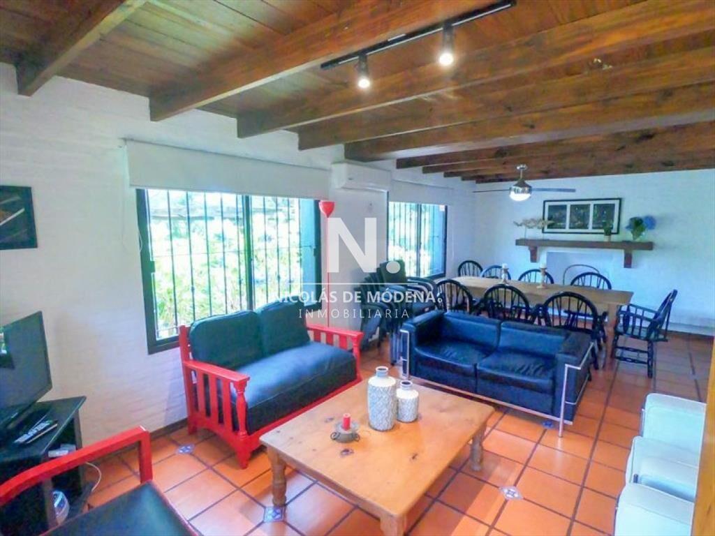 Casa en venta de 3 dormitorios  en Tio Tom  ,