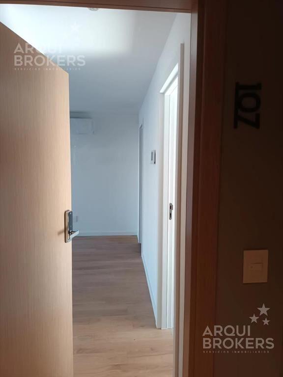Apartamento de 2 dormitorios en venta en Malvín