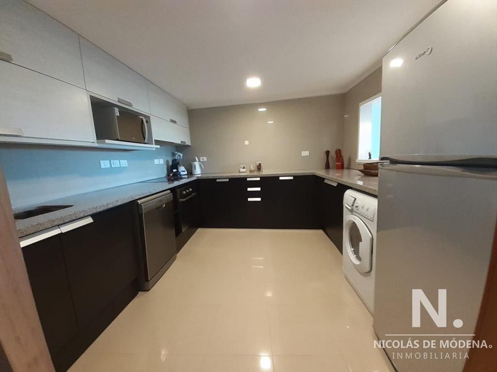 Apartamento de 3 dormitorios. Playa Brava. Rincón del indi
