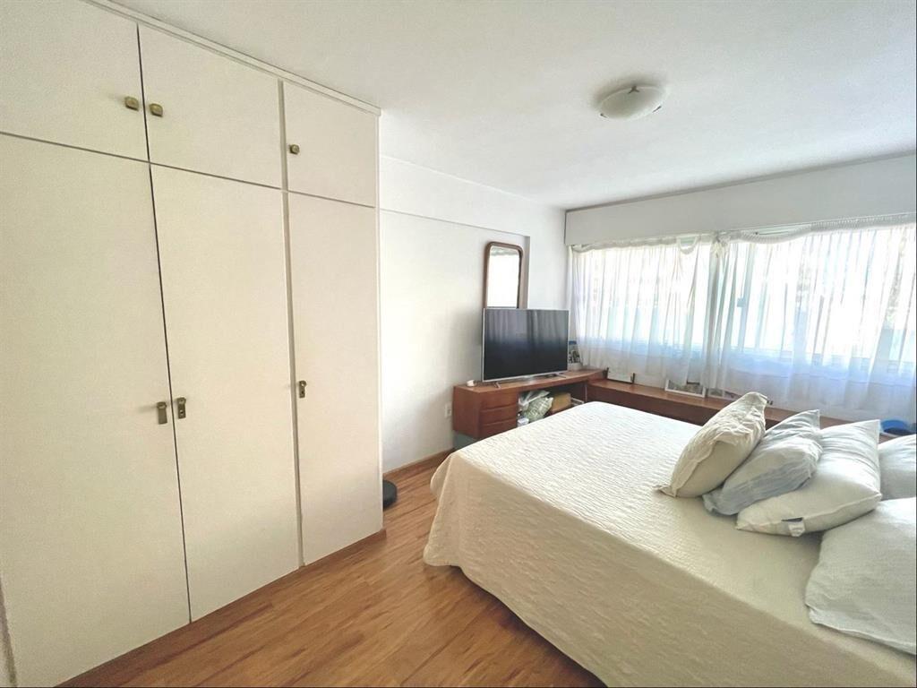 Venta apartamento 3 dorm, servicio, garage, Punta Carretas