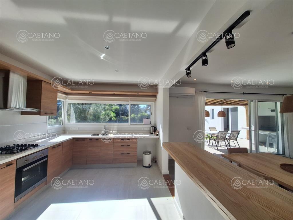 Casa a estrenar en la barra con piscina para la