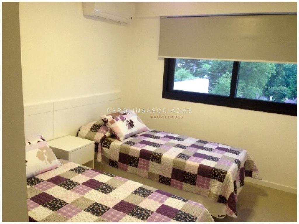 Apartamento en venta de 2 dormitorios en Punta