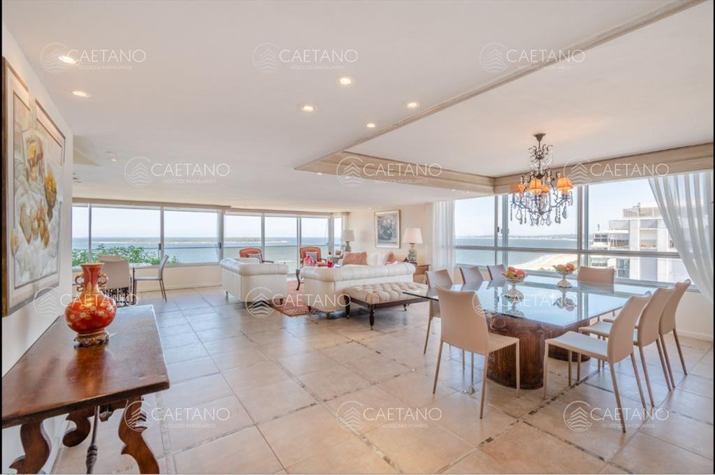 Venta pent-house, primera línea, playa mansa