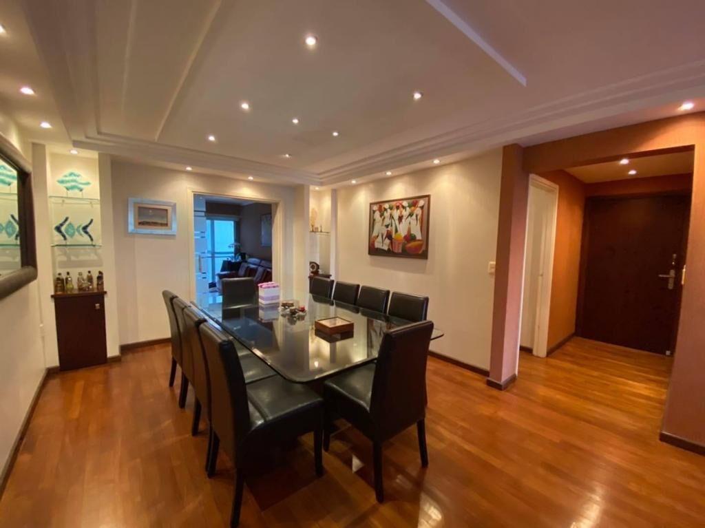 Pocitos Nuevo, proximo Rambla, 158 m2 , 3 dormitorios, reci