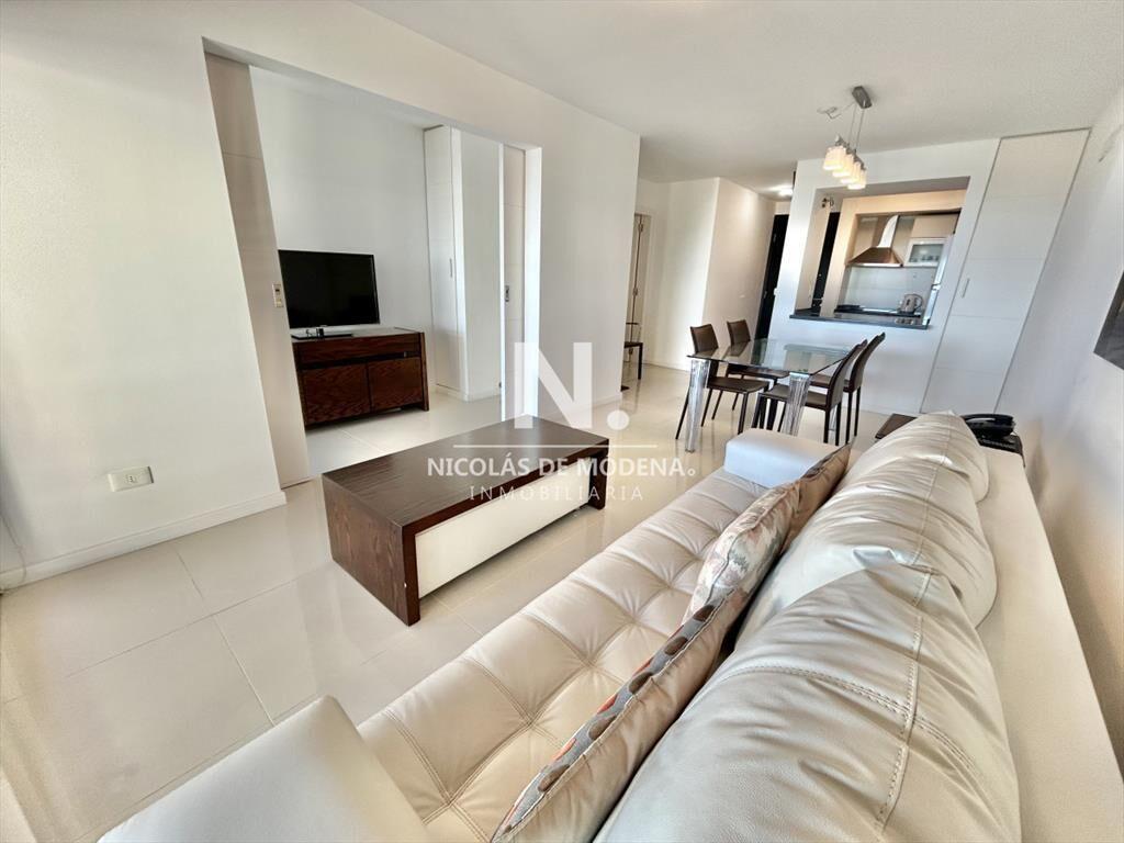 VENTA DE APARTAMENTO DE 2 DORMITORIOS EN EDIFICIO
