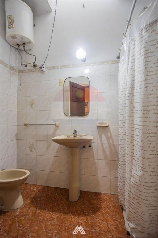 SE VENDE CASA 3 DORM. MAS MONOAMB, MAS APARTAMENTO