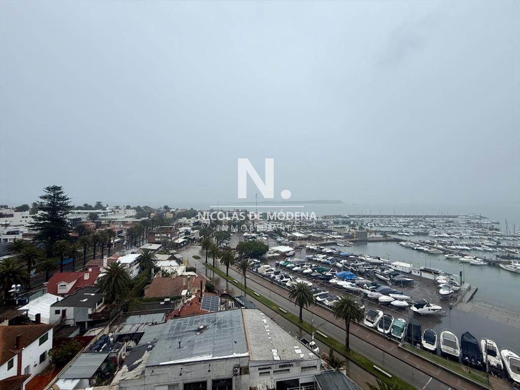 Apartamento en Venta - Edificio Puerto, Punta del