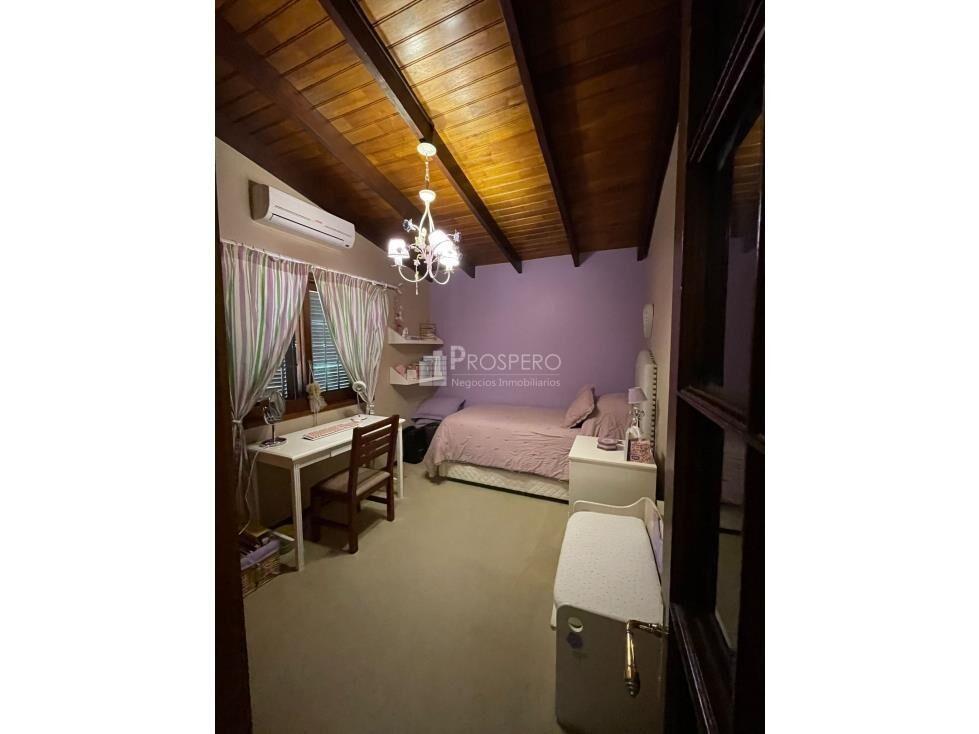 VA1868/3/pVenta Casa 4dorm Pocitos Parrillero