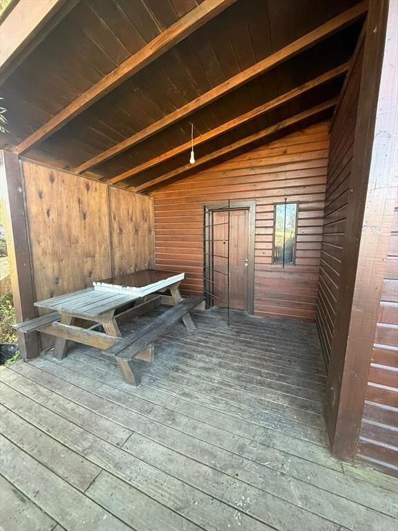 Cabaña de 2 dormitorios. Excelente construcción en Balneari
