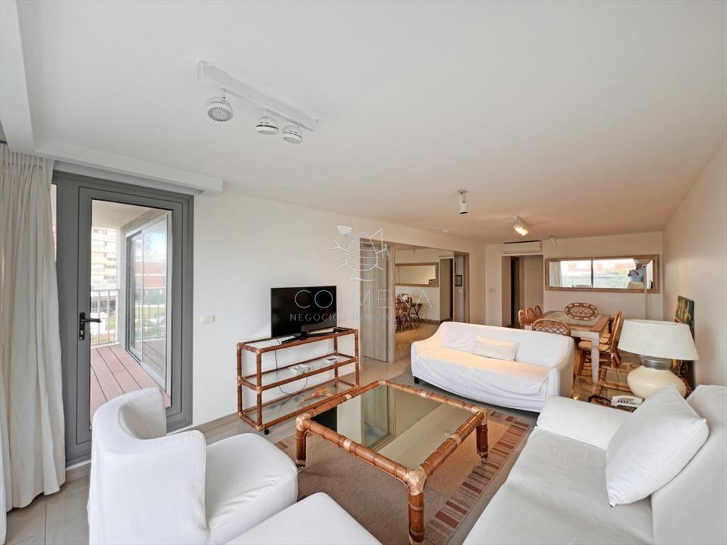 Apartamento en venta y alquiler anual 2 Torre