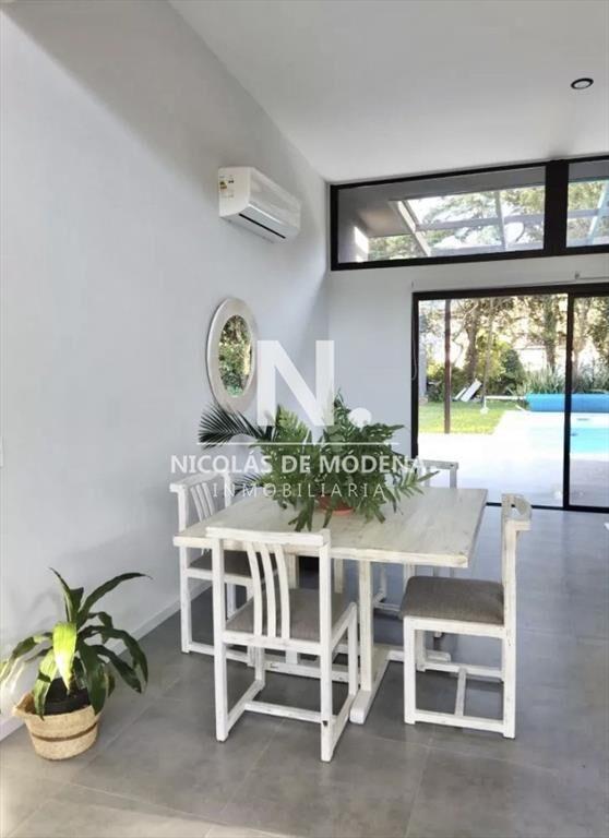 Venta Casa 3 Dormitorios 3 Baños - Zona Punta
