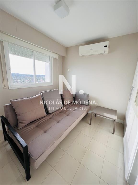 Vende apartamento de 2 dormitorios con hermosa vista. Mansa