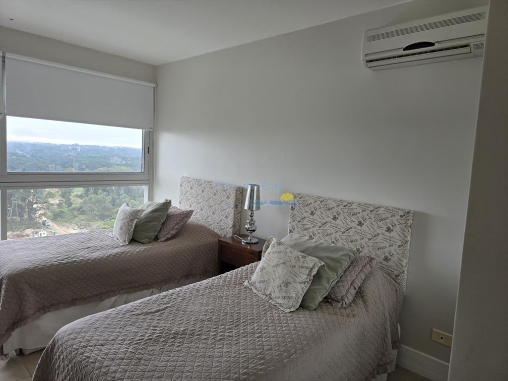Apartamento en venta de 2 dormitorios en Torre Le