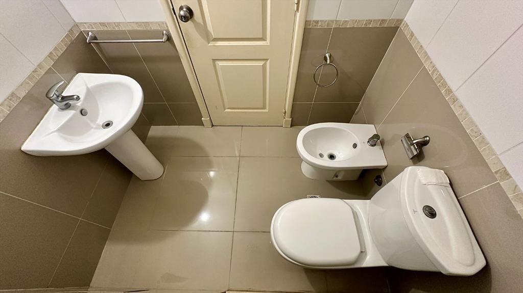 Alquiler Monoambiente Pocitos Piso alto Amenities