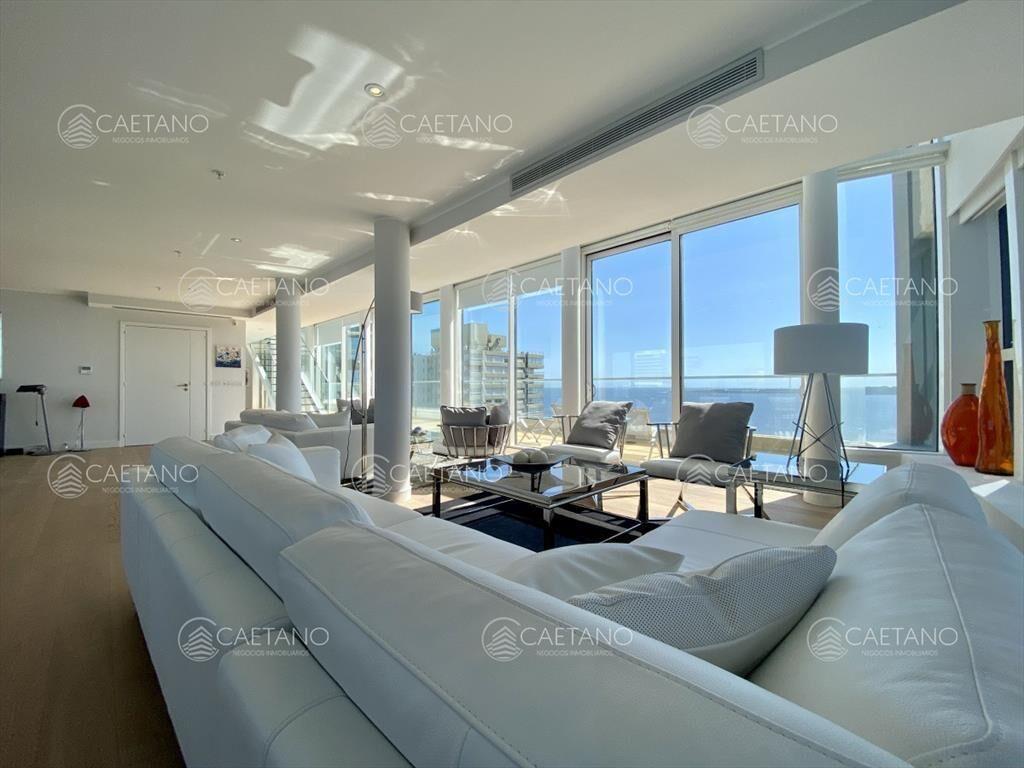 Penthouse Punta del Este con espectacular vista