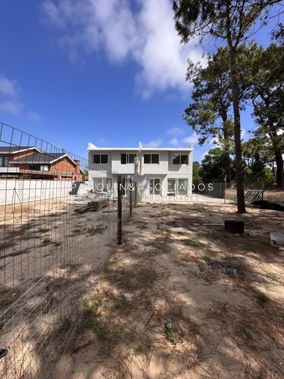 Casas de 3 dormitorios a estrenar en Punta del