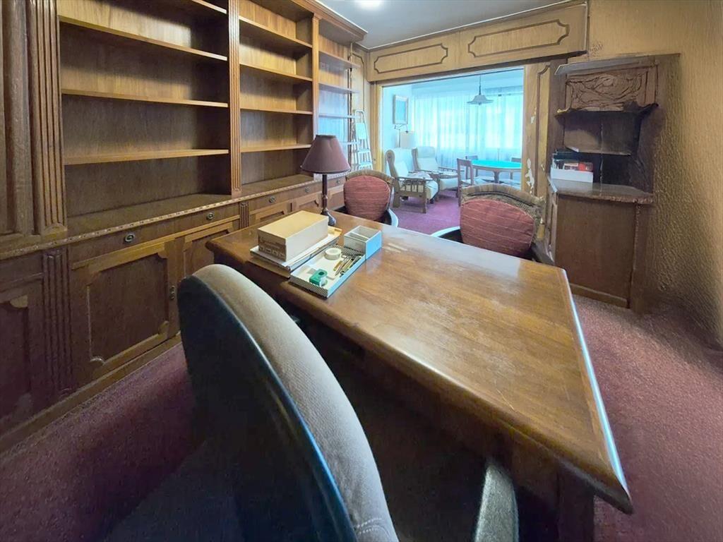 Apartamento en venta c/ cochera en Pocitos