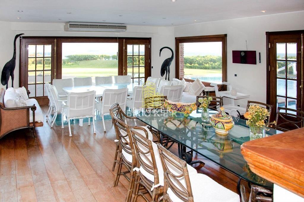 Venta MansiÃ³n frente al mar en Punta Del Este