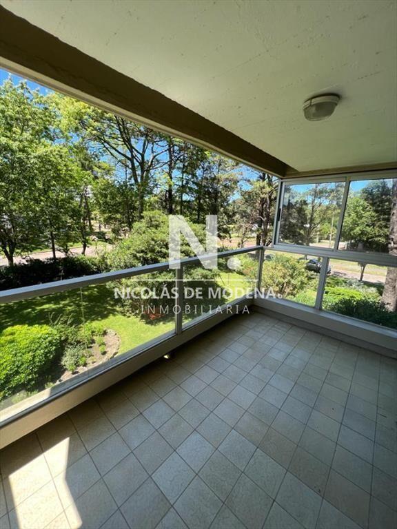 Venta Apartamento de 2 dormitorios en zona Punta