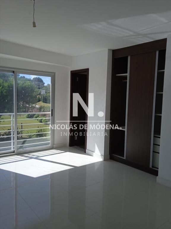 Apartamento en Primera linea,Playa Mansa