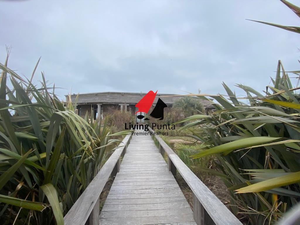 LAS GARZAS, GRAN LOTE PRÓXIMO AL MAR