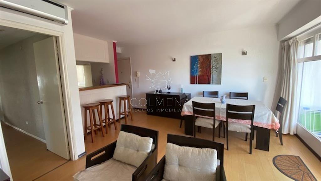 Apto de 2 dormitorios 2 baños, Balcon y cochera. en mansa