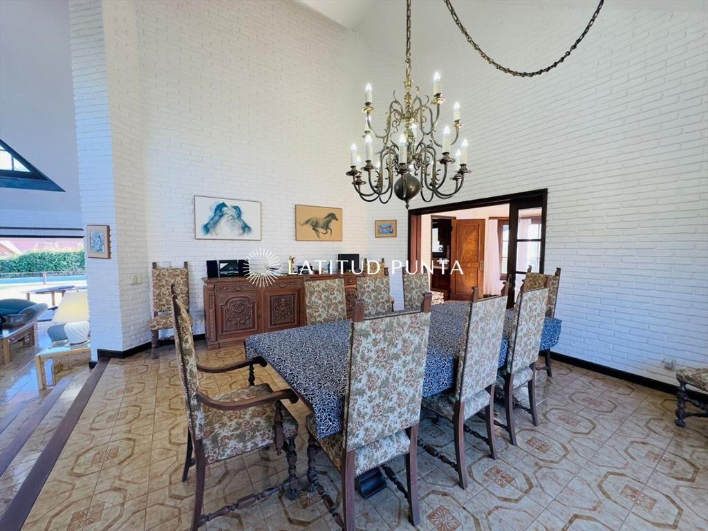 Casa en venta de 4 dormitorios en Punta del Este