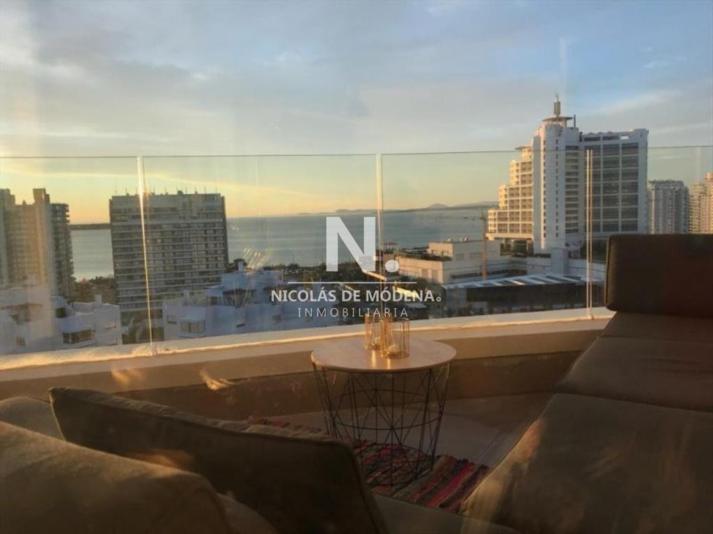 Venta de departamento 3 dormitorios en Playa del