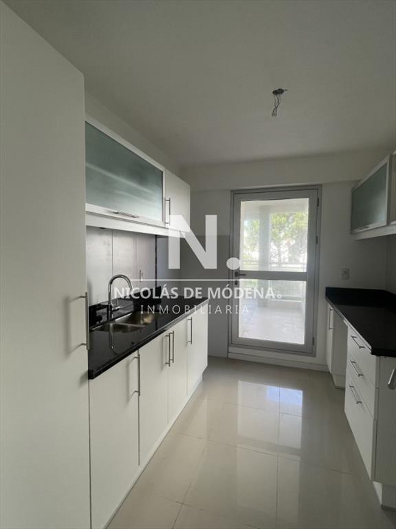 Oportunidad de compra. Apartamento en Aidy grill, de 2 dorm