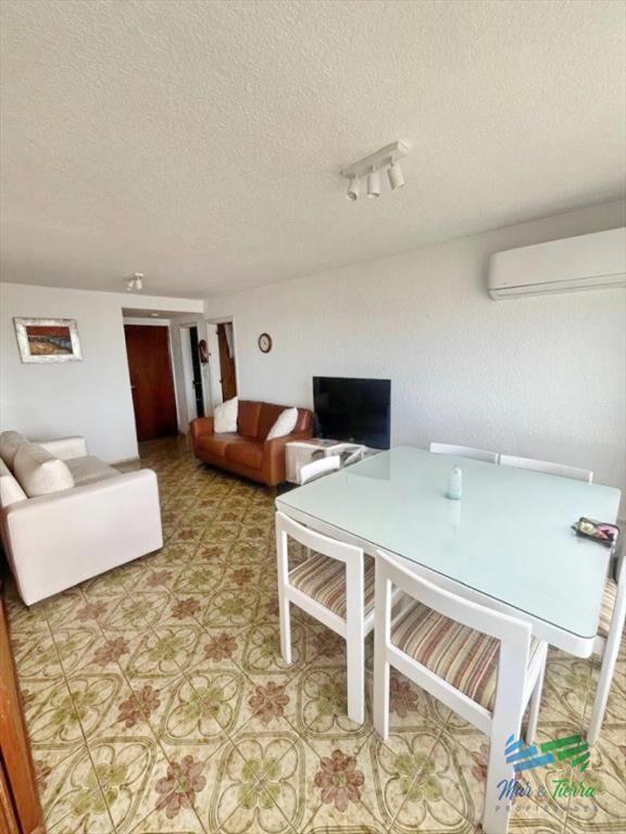 Venta de apartamento 2 y medio dormitorios en la