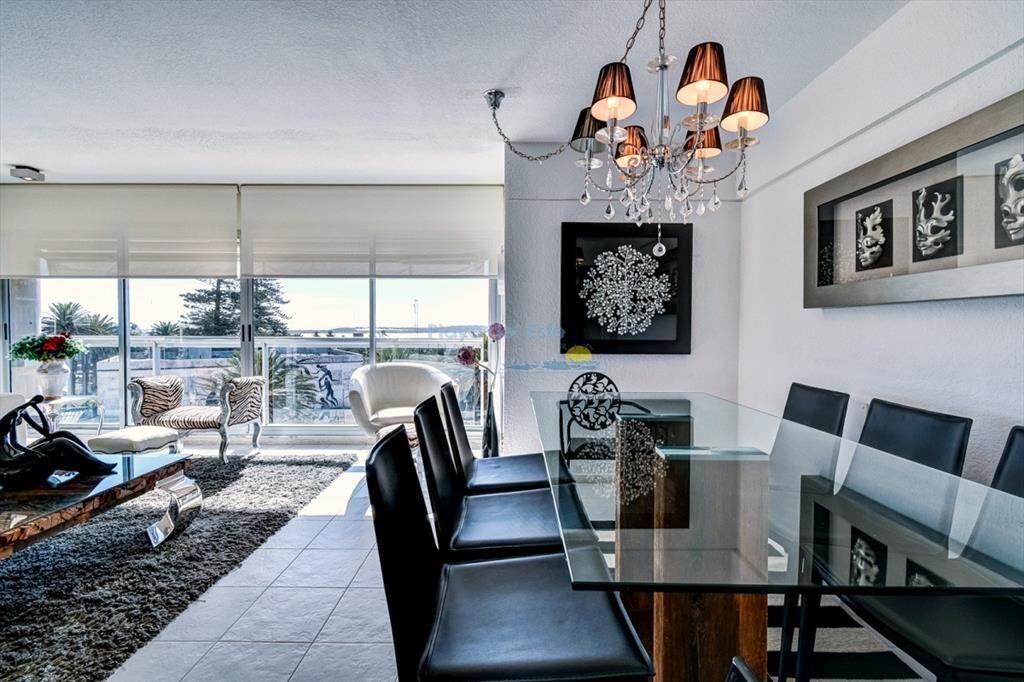 Venta de Apartamento 3 dormitorios , Punta del