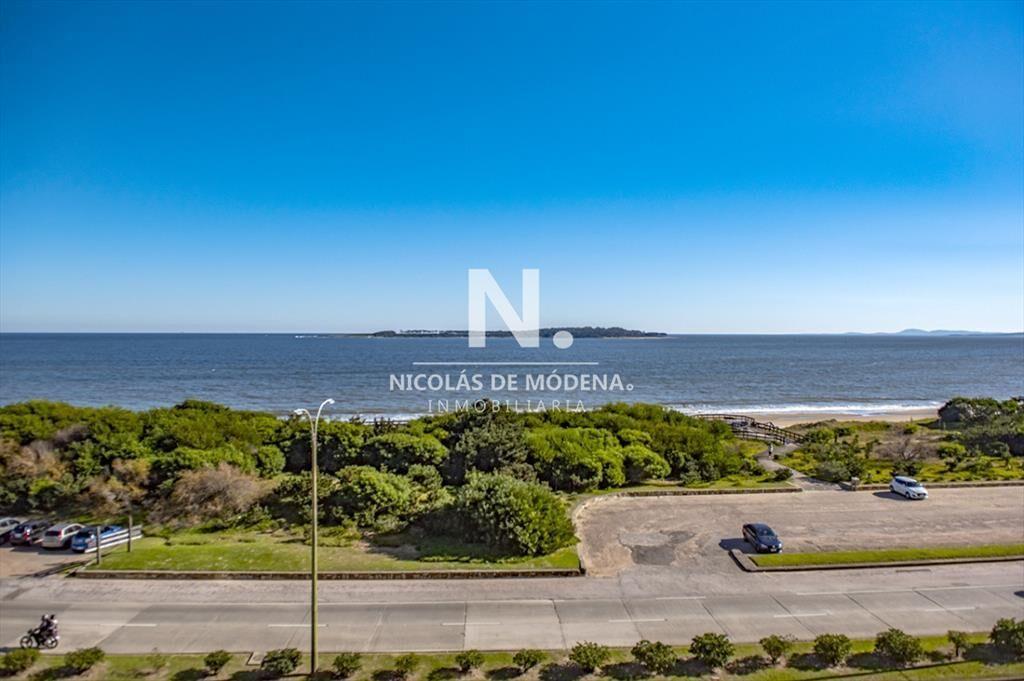 Espectacular departamento de 3 dormitorios + en