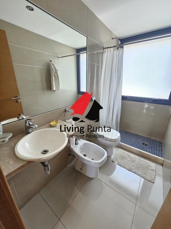 Venta departamento punta del este