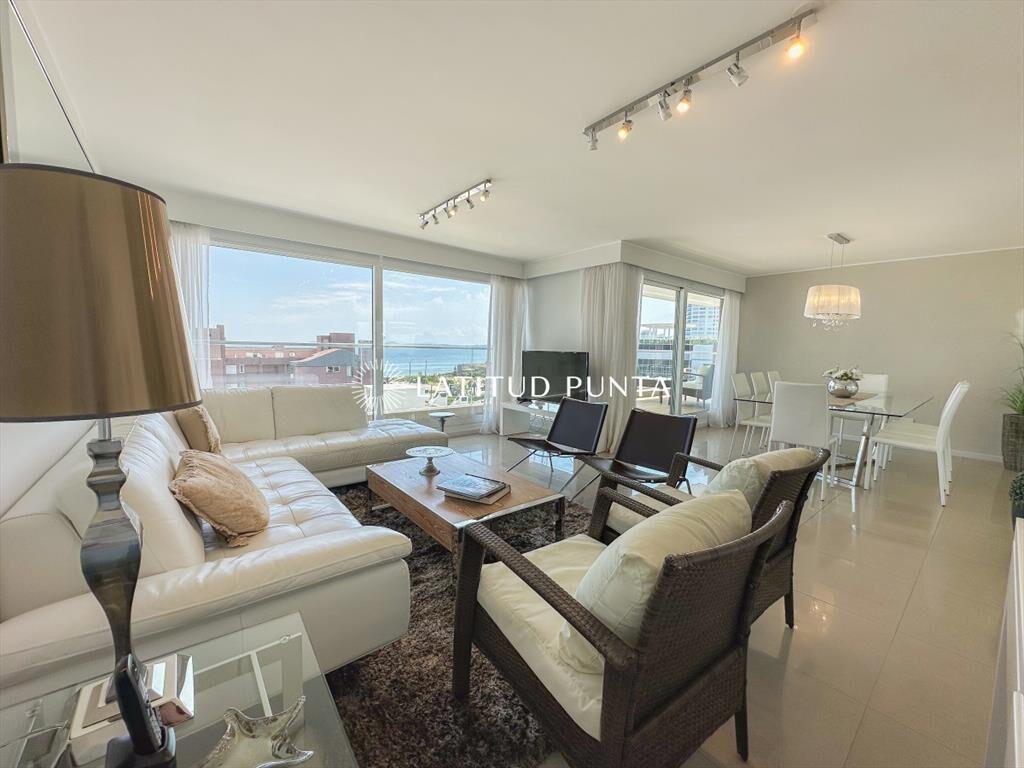 Mansa, exclusivo apartamento de 3 suites más