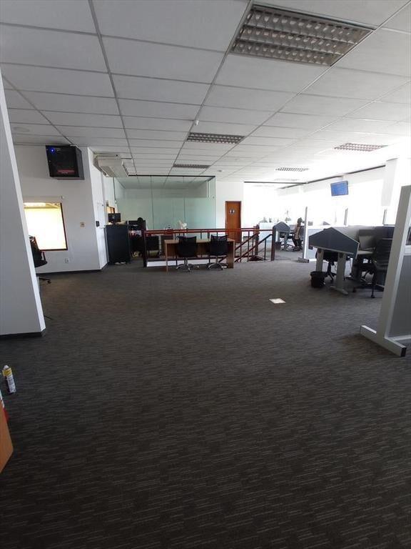 Proximo Rambla Portuaria, 1109 m2,entrada camiones ,oficina