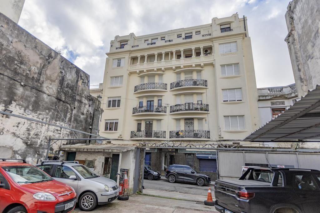 VENTA APARTAMENTO 3DORMITORIOS EN CIUDADVIEJA