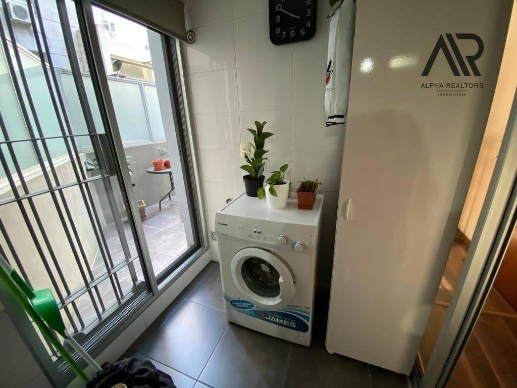 Apartamento en venta c/ cochera en Punta Carretas