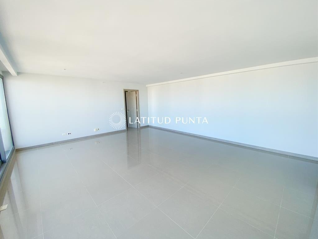 Piso alto en Brava, 2 dormitorios