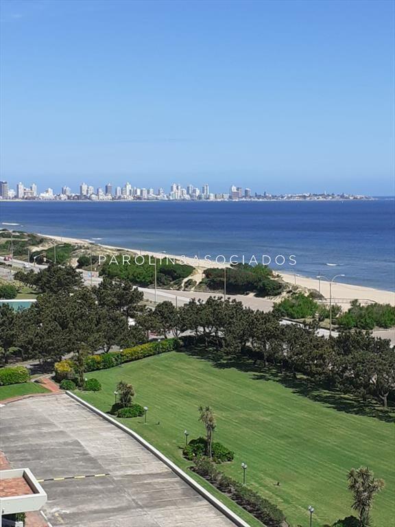 Apartamento en venta de 3 dormitorios en Punta