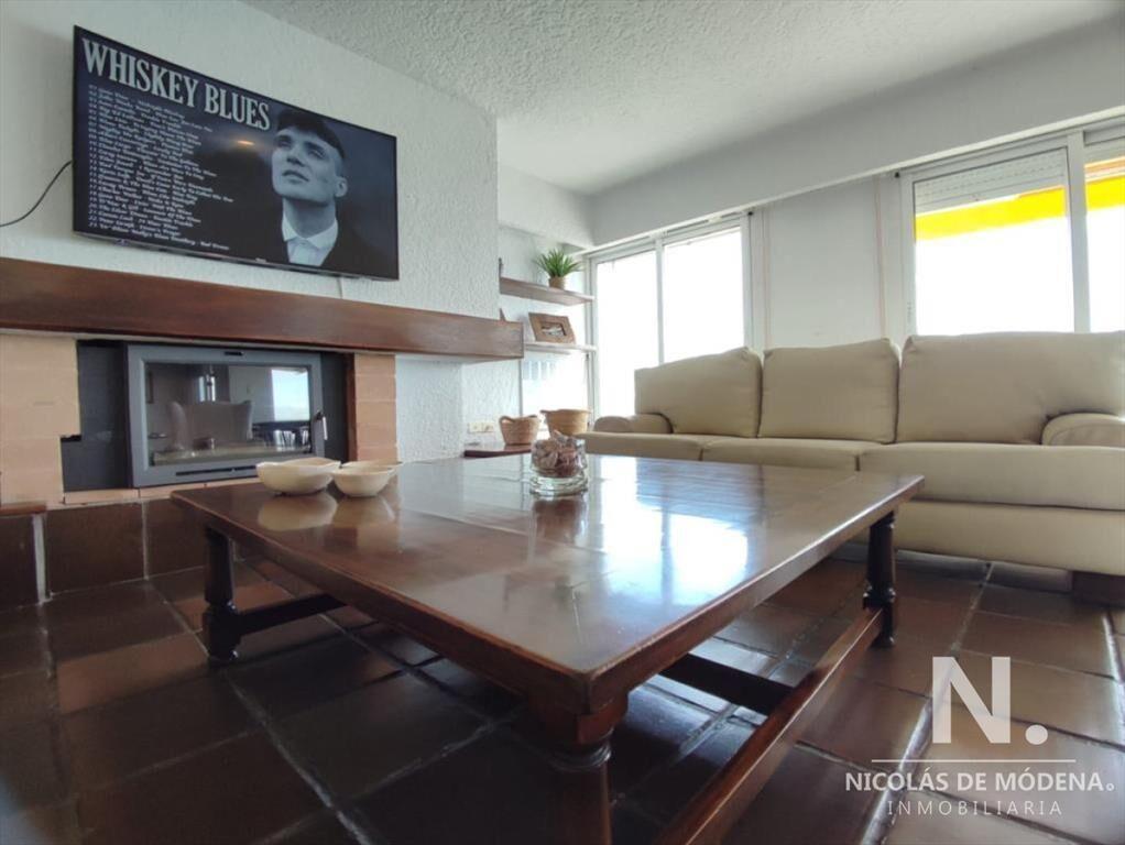 Hermoso apartamento con inmejorable vista al mar