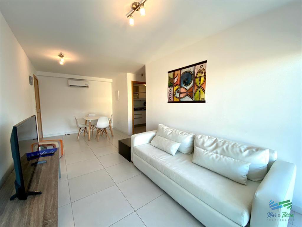 ALQUILER ANUAL, EDIFICIO CON SERVICIOS, 1 DORMITORIO, PUNTA