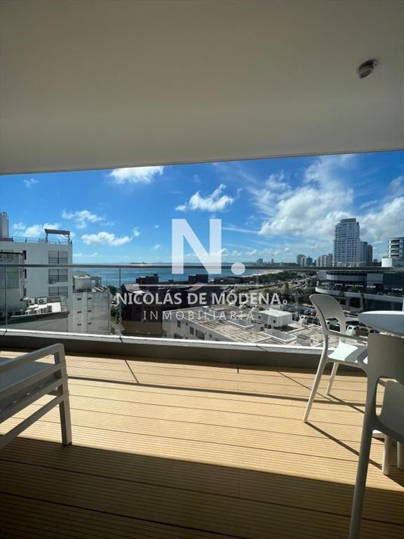 Departamento en venta en Playa Mansa, Punta del