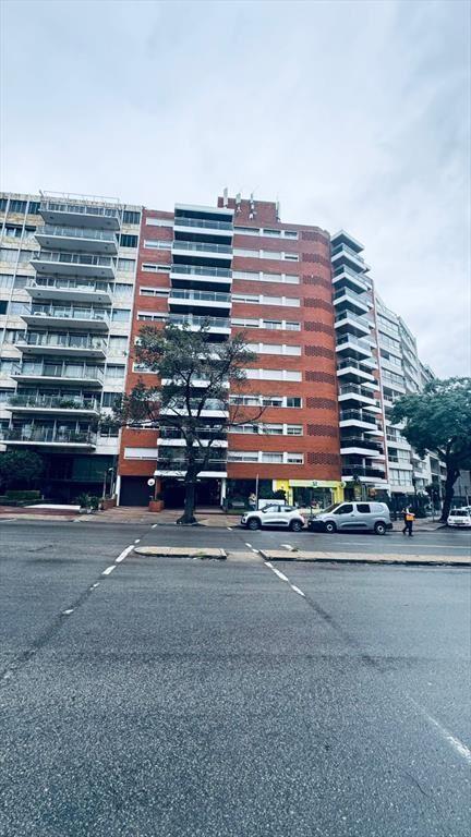Venta apartamento 3 dorm en Pocitos, Bv. España