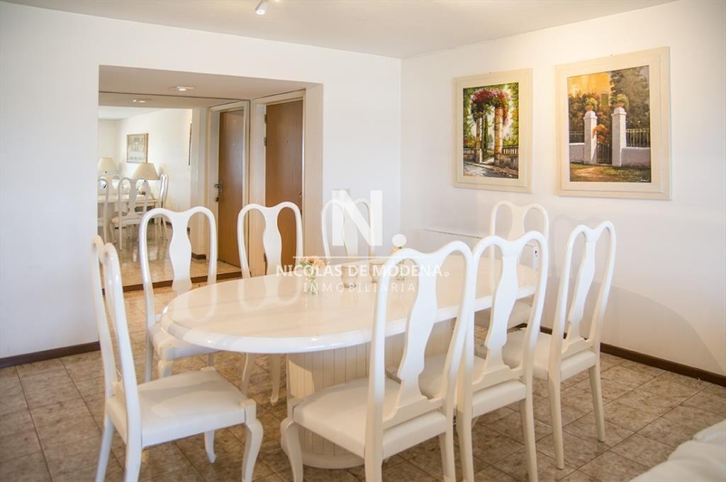 APARTAMENTO EN VENTA CON VISTA BRAVA, EXCELENTE