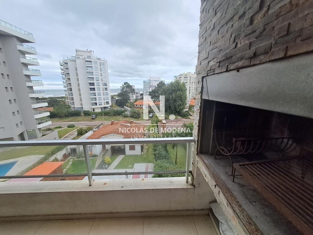 Apartamento en venta de 2 dormitorios en suite en Torre Moo