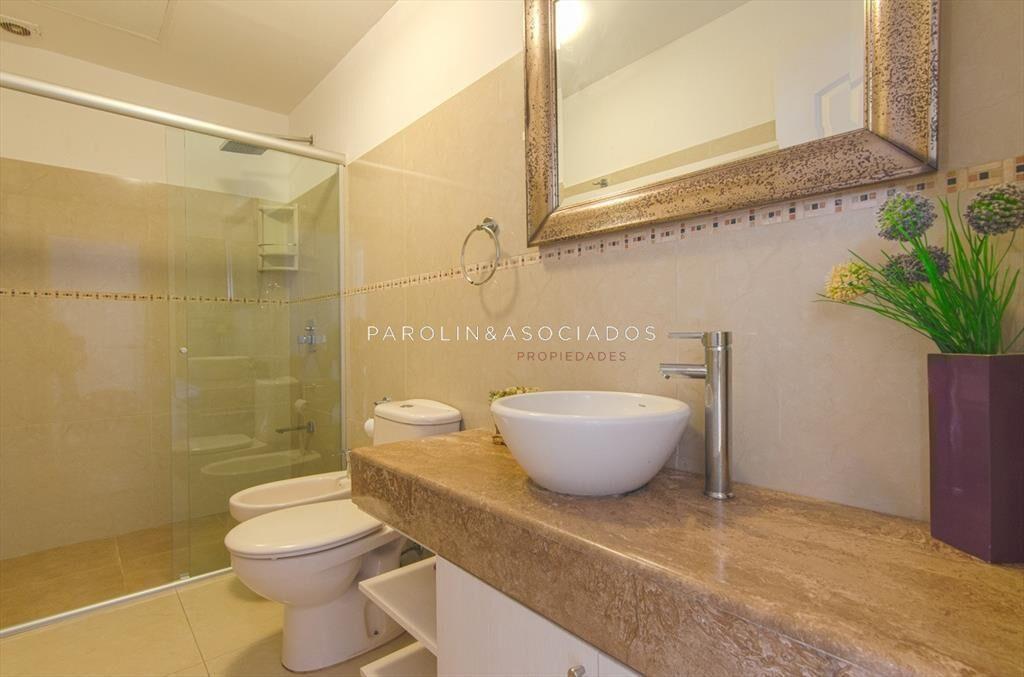 Casa en Alquiler La Arbolada Punta del Este Cinco Dormitori